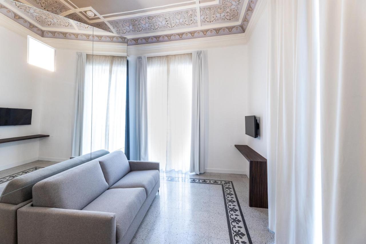 Riflessi Acireale Palace Suites Eksteriør billede