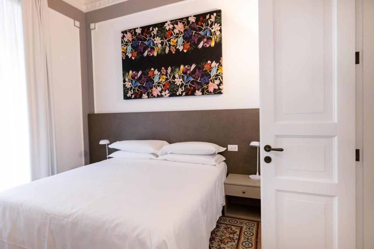 Riflessi Acireale Palace Suites Eksteriør billede