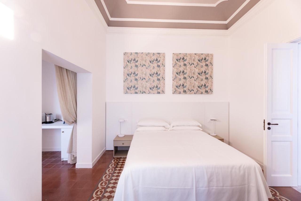 Riflessi Acireale Palace Suites Eksteriør billede